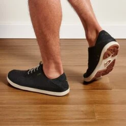 OluKai Nohea Moku - Black -OluKai Sandal Store 10283 4040 102 M NoheaMoku BlkBlk Web Opt
