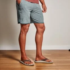 OluKai Ulele - Dark Wood 11 OluKai Ulele - Dark Wood -OluKai Sandal Store 10435 6363 102 M ULELE DkWoodDkWood