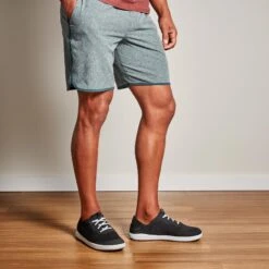 OluKai Moku Pae - Black / Blue Coral -OluKai Sandal Store 10472 40QS 102 M MOKUPAE BlackBlueCoral