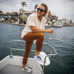 OluKai Holo - Bright White / Cobalt 17 OluKai Holo - Bright White / Cobalt -OluKai Sandal Store 10513 WB5R 102 Holo