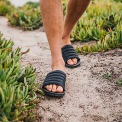 OluKai Maha 'Olu - Black -OluKai Sandal Store 10517 4040 101
