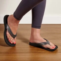 OluKai ‘Ohana - Pewter / Black -OluKai Sandal Store 20110 7340 102 W Ohana PewBlk Web Opt