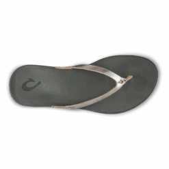 OluKai Sandal Store -OluKai Sandal Store 20290 2K26 004 W HoopioLeather SlvChr