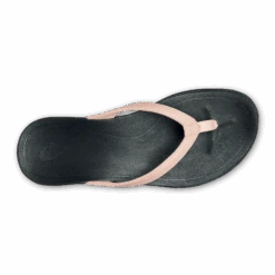 OluKai Ho‘ōpio - Petal Pink Metallic / Black -OluKai Sandal Store 20294 NK40 004 W Hoopio PepmBlk