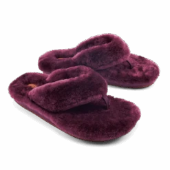 OluKai Kīpe'a Heu - Mulberry -OluKai Sandal Store 20464 MRMR 003 W KipeaHeu Mulberry 1