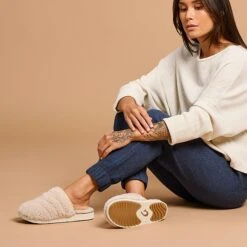 OluKai Pūpū Mua - Tapa -OluKai Sandal Store 20476 2020 103 W PUPUMUA TapaTapa V2