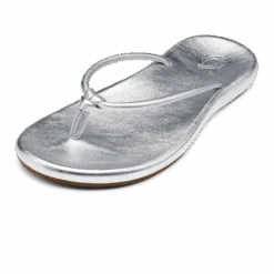 OluKai Huawai - Silver -OluKai Sandal Store 20496 2K2K AMZ W Huawai SilSil