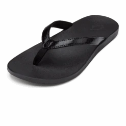 OluKai Puawe - Black -OluKai Sandal Store 20498 4040 AMZ W Puawe BlkBlk
