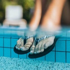 OluKai Ho‘ōpio - Blue Depth / Stripe -OluKai Sandal Store Ho opio 1 80e81102 fe2f 4a1e 842a 8d73a027ab1e